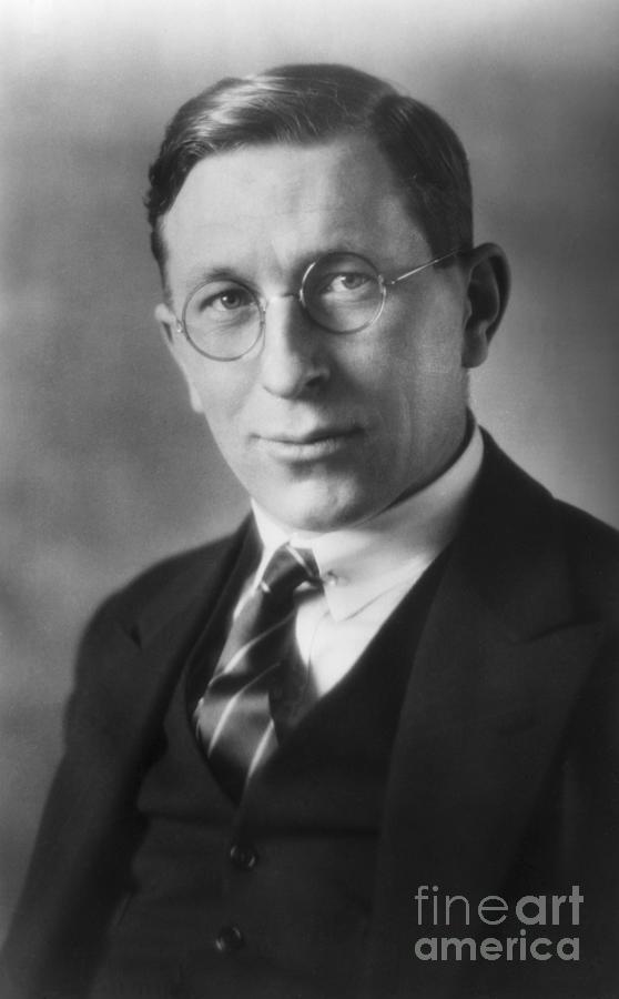 Dr. Frederick Banting Photograph by Bettmann