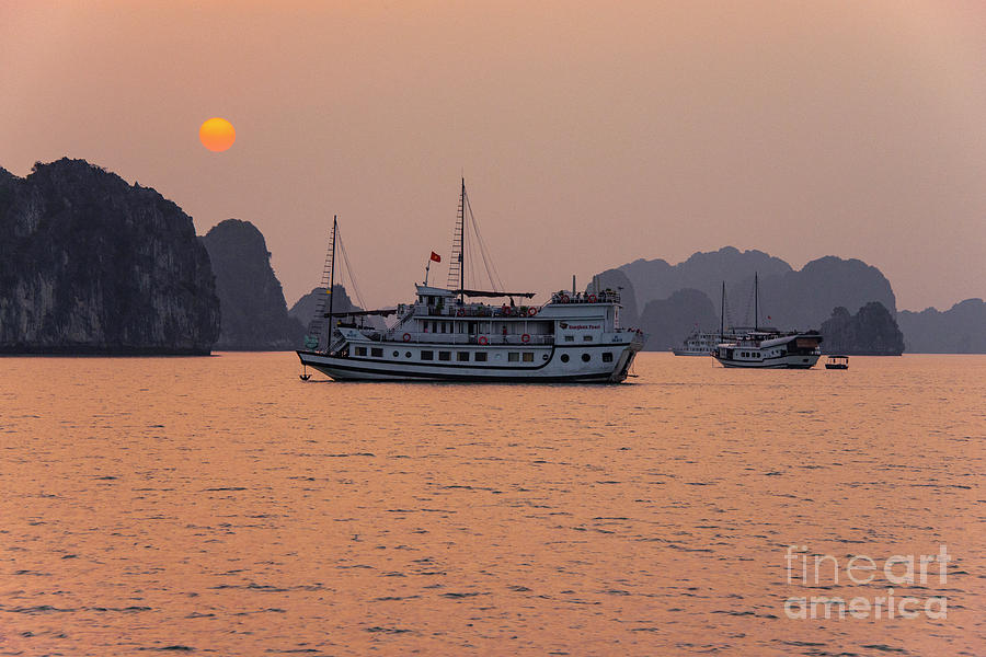 Dragons Pearl at Sunset Photograph by Bob Phillips