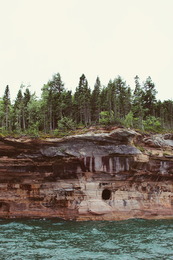 Dramatic Cliffs And Sea Cave At Pictured Rocks National Lakeshore ...