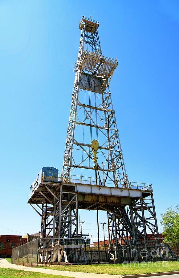 Drilling Rig In Elk City Photograph by Mark Williamson/science Photo Library