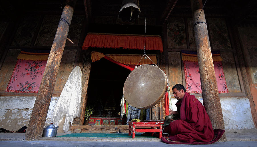 Documentary Photograph - Drum Music by Yibing Nie