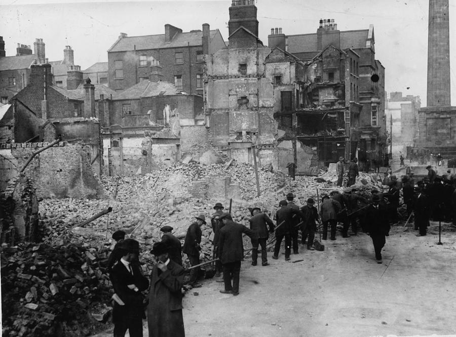 Dublin 1916 Photograph by Topical Press Agency