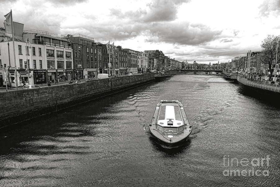 Dublin River Liffey Photograph by Olivier Le Queinec