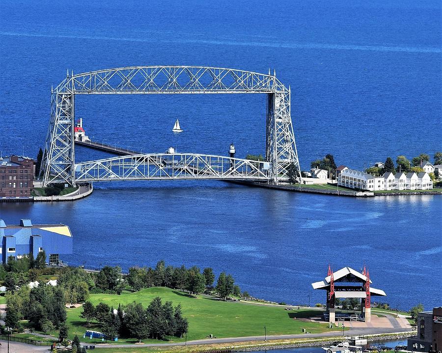 Duluth Sailing Duluth, MN Photograph by Jan Swart Fine Art America