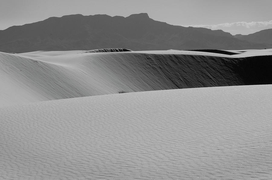 Dunes and Mountains #4143 - White Sands National Monument, New Mexico Photograph by Richard Porter