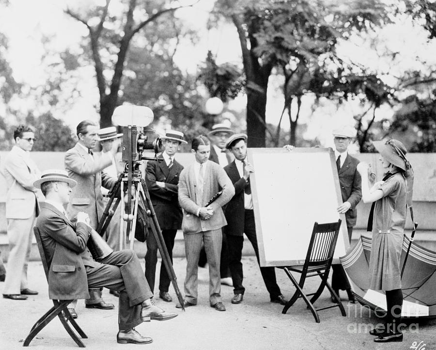 D.w. Griffith Directing That Royal Girl Photograph by Bettmann