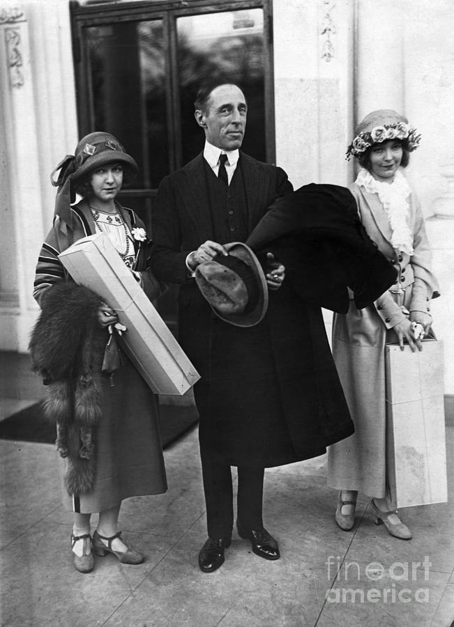 D.w. Griffith Leaving White House Photograph by Bettmann