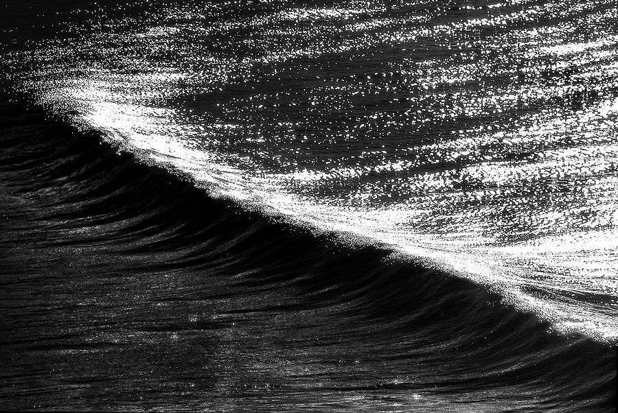Black And White Photograph - Dynamic Curve by Sean Davey