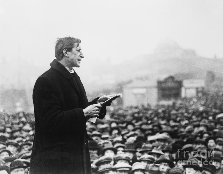 Eamon De Valera Speaking Photograph by Bettmann