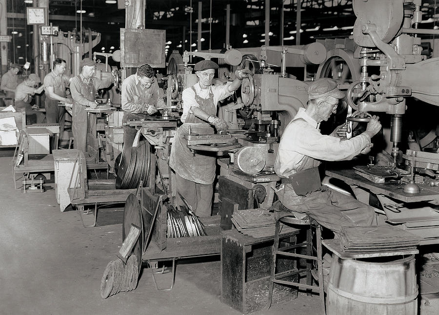Early 20th Century Production Line Photograph by Digital Vision.