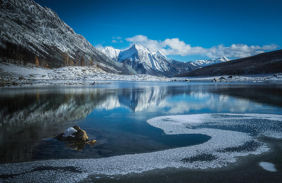 Banff National Park Photograph - Early Frozen by Yongnan Li ?????