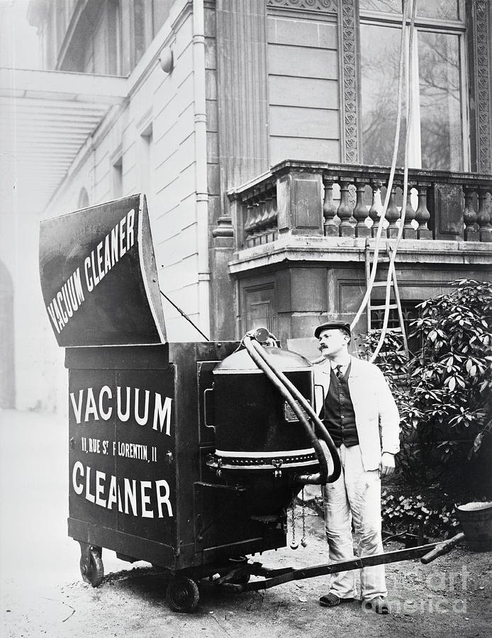 Early Version Of A Vacuum Cleaner Photograph by Bettmann