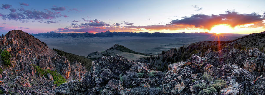 Mountain Photograph - East Central Idaho Sunset by Leland D Howard