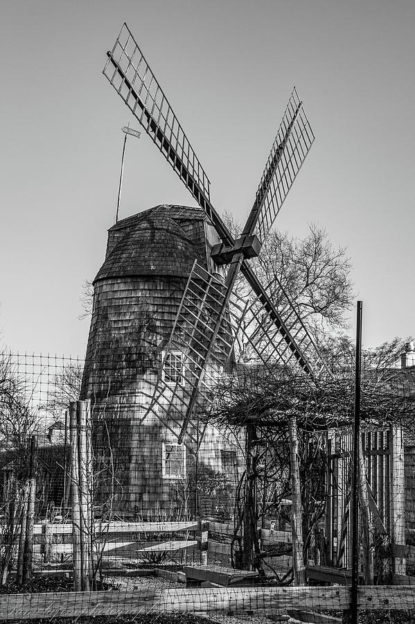 East Hampton Hook Mill Photograph by Pamela Morrison | Fine Art America