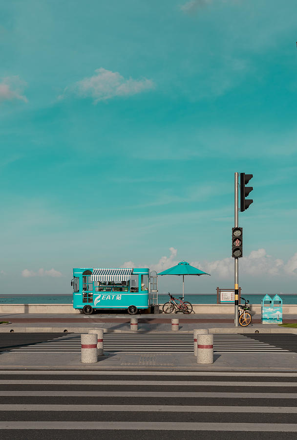 Truck Photograph - Eat Station by Simonshen