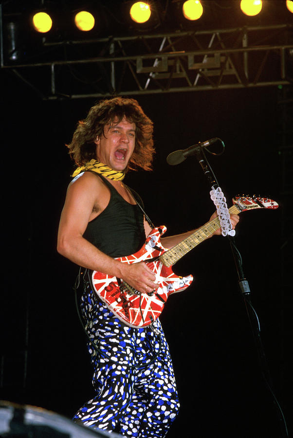 Van Halen Photograph - Eddie Van Halen by Dmi
