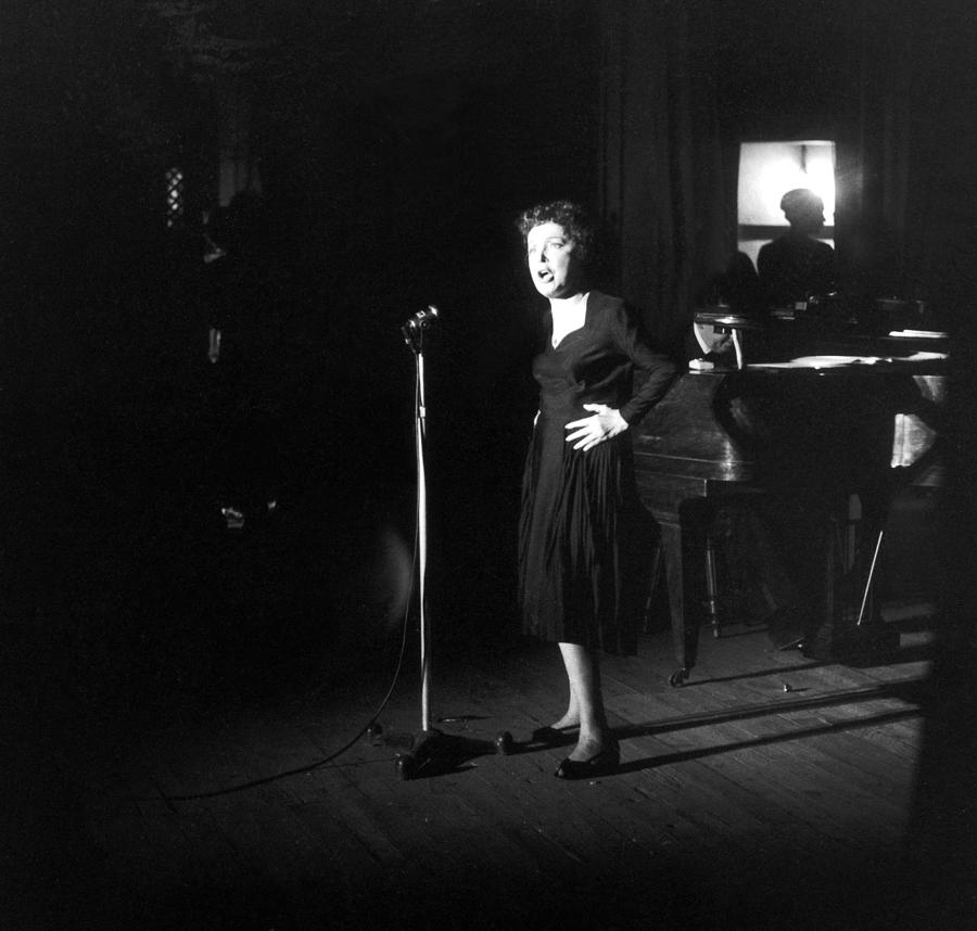 Edith Piaf On Concert In A Meluns Photograph by Keystone-france