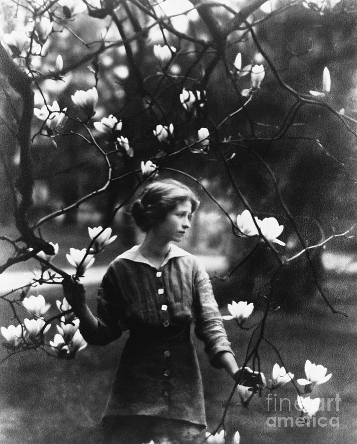 Edna St. Vincent Millay, American Poet Photograph by Bettmann