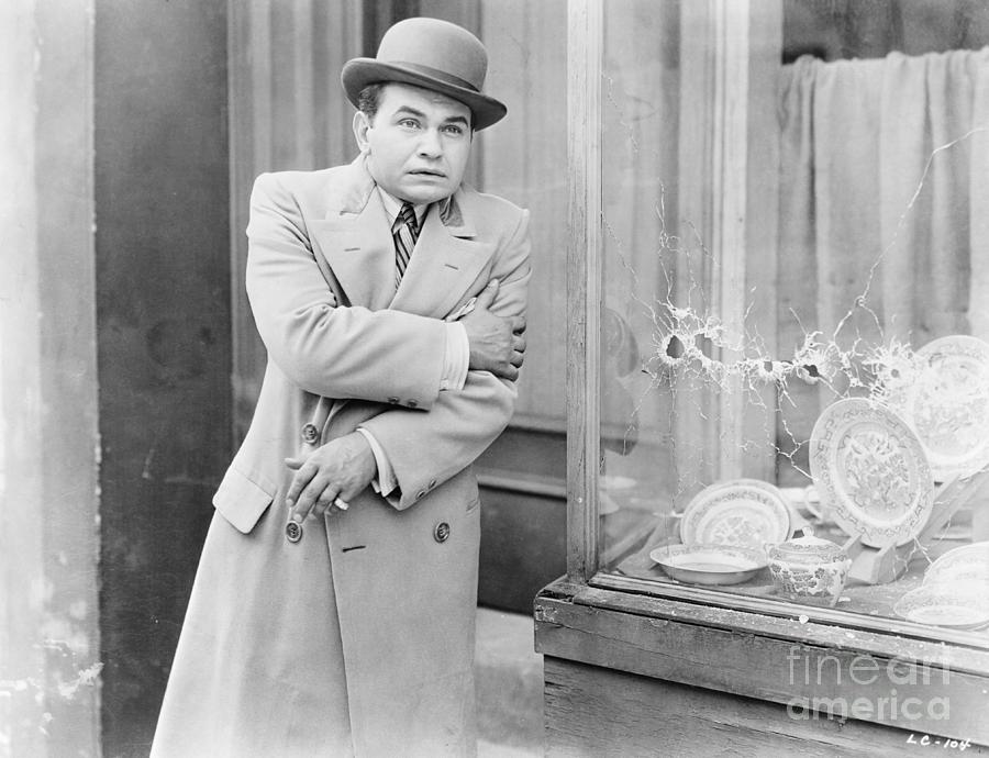 Edward G. Robinson In Little Caesar Photograph by Bettmann