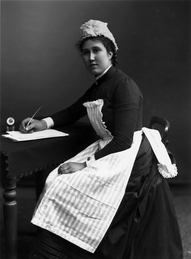 Edwardian Maid Photograph by London Stereoscopic Company