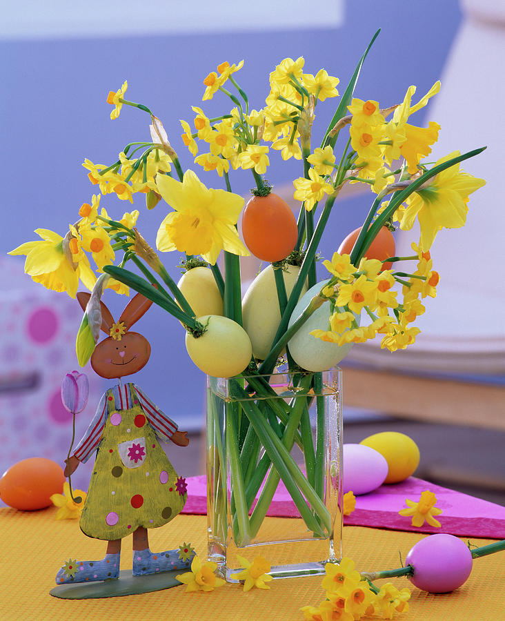 Easter Photograph - Eggs Daffodils In Bouquet by Friedrich Strauss