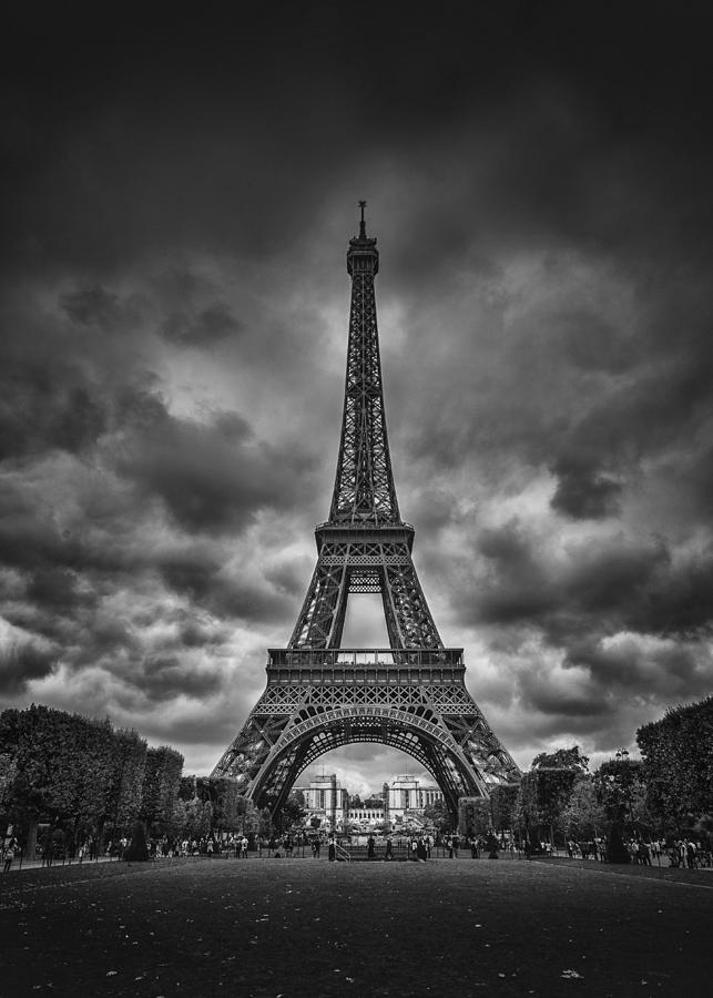 Paris Photograph - Eiffel by Juan Pablo De Miguel