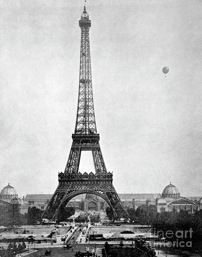Eiffel Tower Photograph by Bildagentur-online/th Foto/science Photo Library