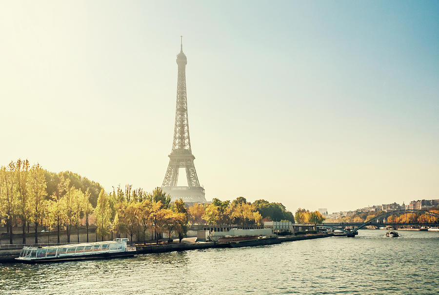 Eiffel Tower, Paris Photograph by Instamatics