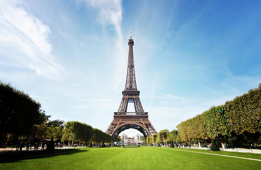 Eiffel Tower, Paris Photograph by R-j-seymour
