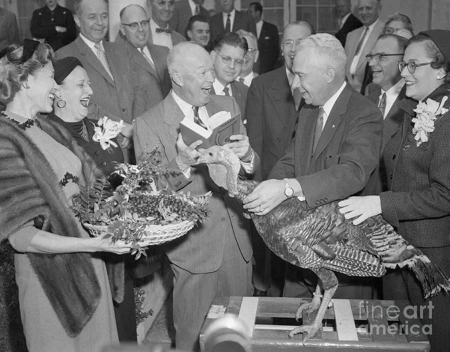 Eisenhower With Turkey Photograph by Bettmann