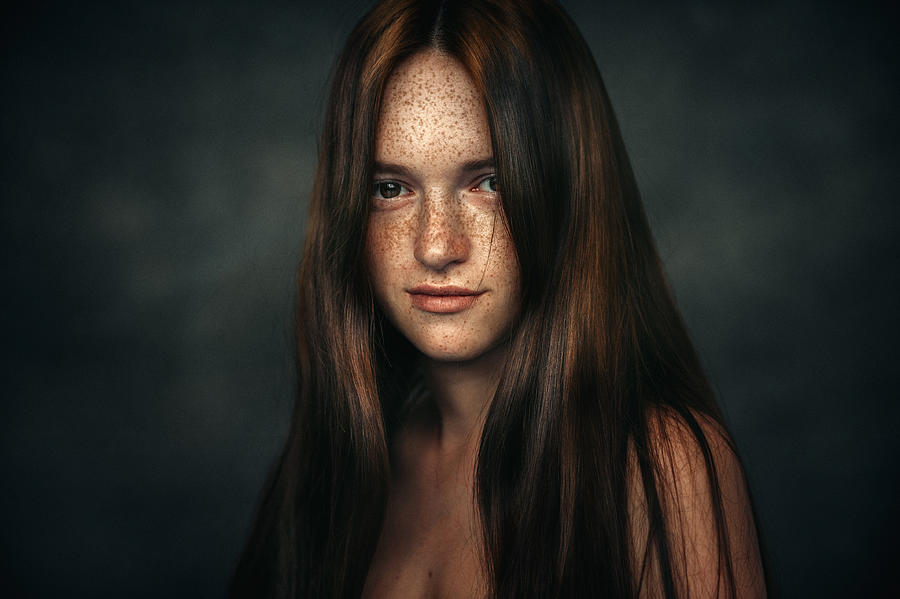 Portret Photograph - Ekaterina by Konstantin Pilipchuk