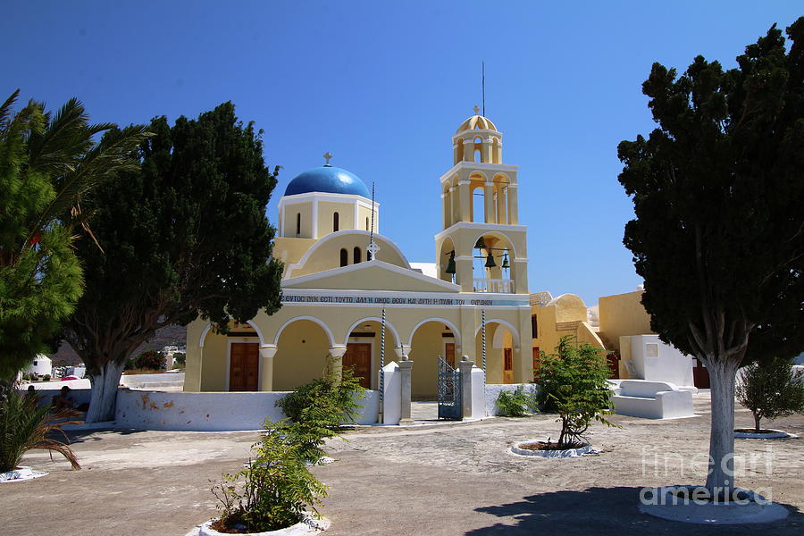 Pot Photograph - Ekklisia Agios Georgios - Oia Santorini by Christiane Schulze Art And Photography