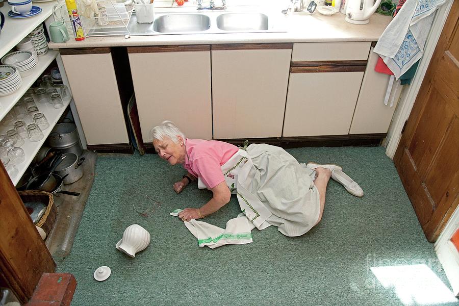 Elderly Woman Injured In A Fall Photograph by Mark Thomas/science Photo Library