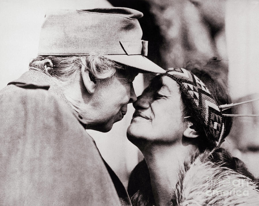 Eleanor Roosevelt Nose-kissing Maori Photograph by Bettmann