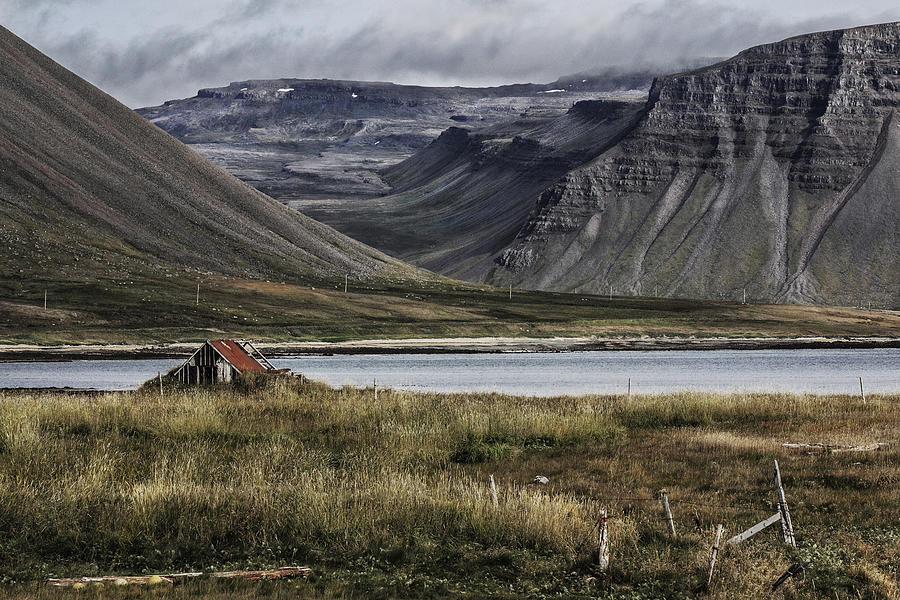Mountain Photograph - Ellis Hut by Bragi Ingibergsson - Brin