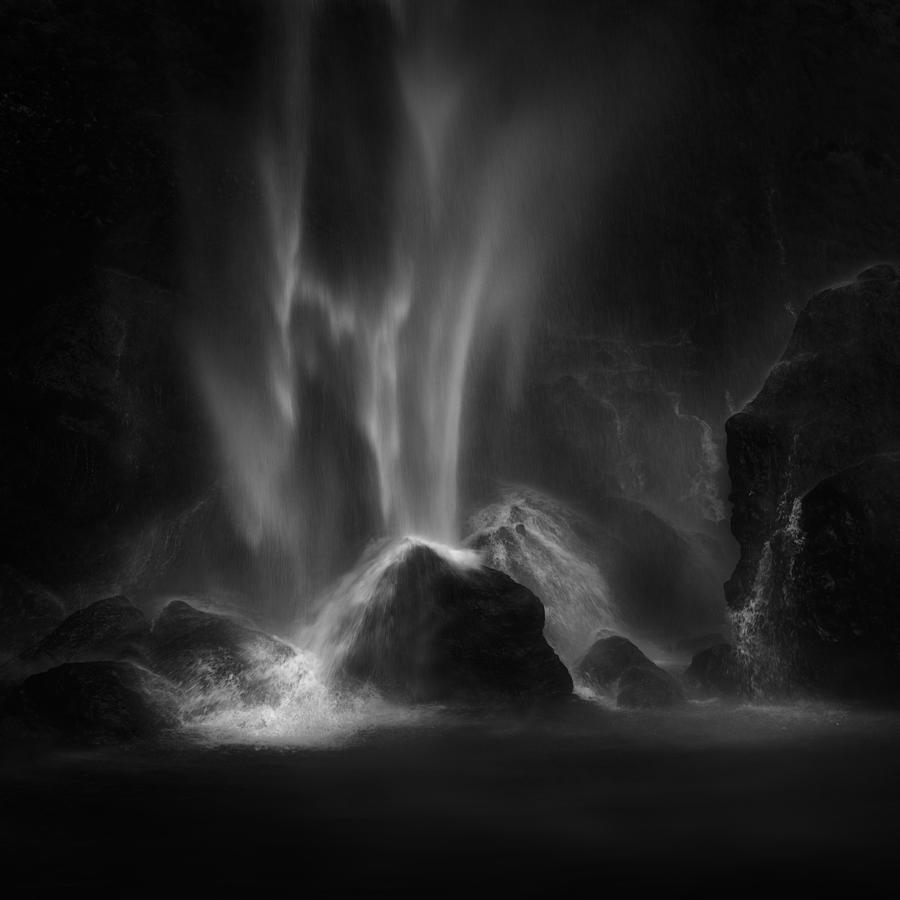 Elowah Falls Photograph by Shenshen Dou