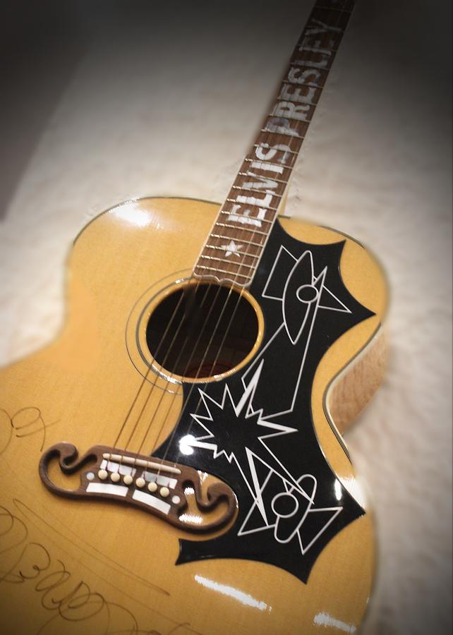 elvis presley guitar wallpaper