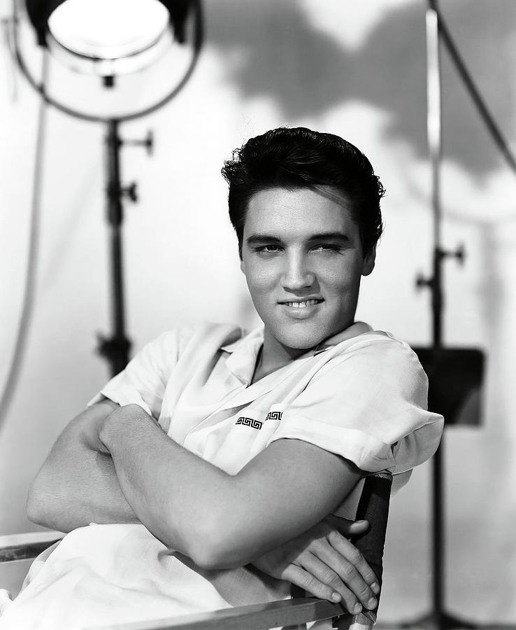 ELVIS PRESLEY in KING CREOLE -1958-. Photograph by Album