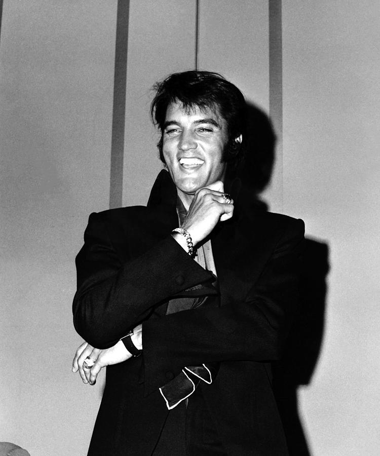 Elvis Presley Photograph - Elvis Presley Laughing At A Press Conference In Las Vegas by Phil Roach