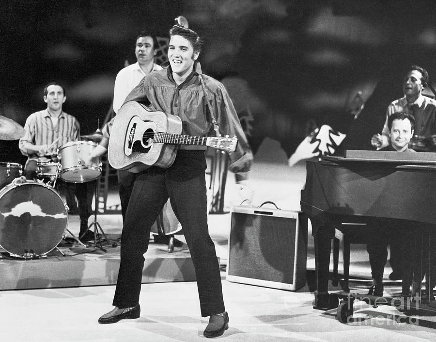 Elvis Presley Rehearsing Photograph by Bettmann