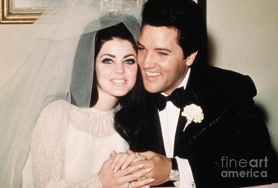 Elvis Presley Smiling With Bride Photograph by Bettmann