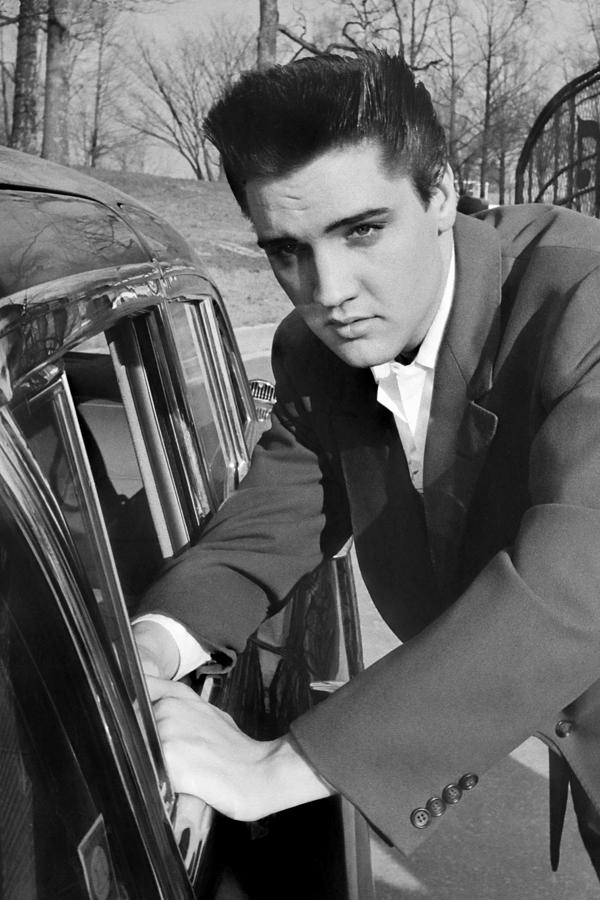 Black And White Photograph - Elvis Presley: The King Of Rock N Roll by Bob Williams