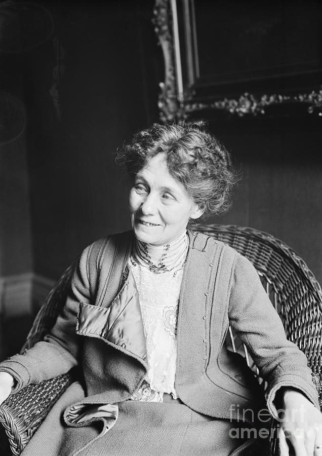 Emmeline Pankhurst Seated & Smiling Photograph by Bettmann