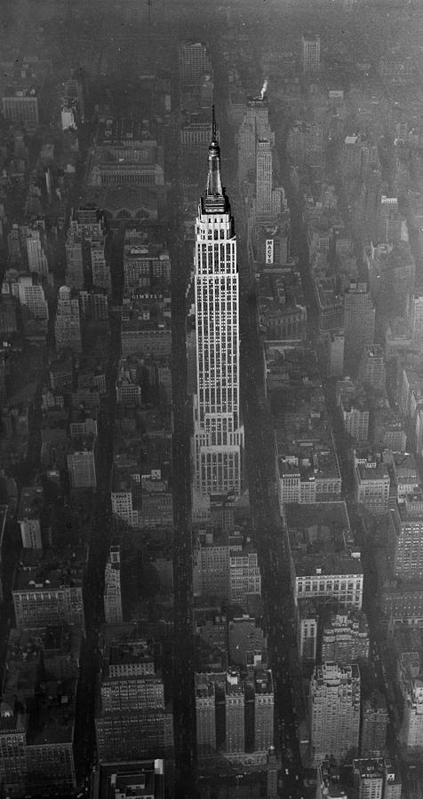 Empire State Buidling Photograph by New York Daily News Archive