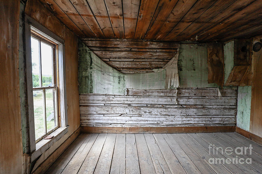 Empty Room in an Abandoned House at Bannack Ghost Town Photograph by Edward Fielding