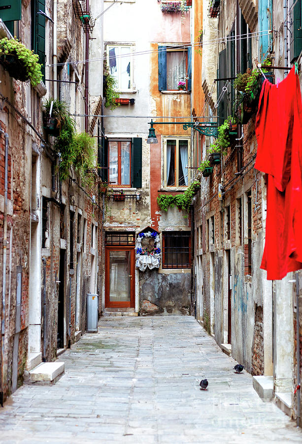 Empty Street in Venezia Photograph by John Rizzuto