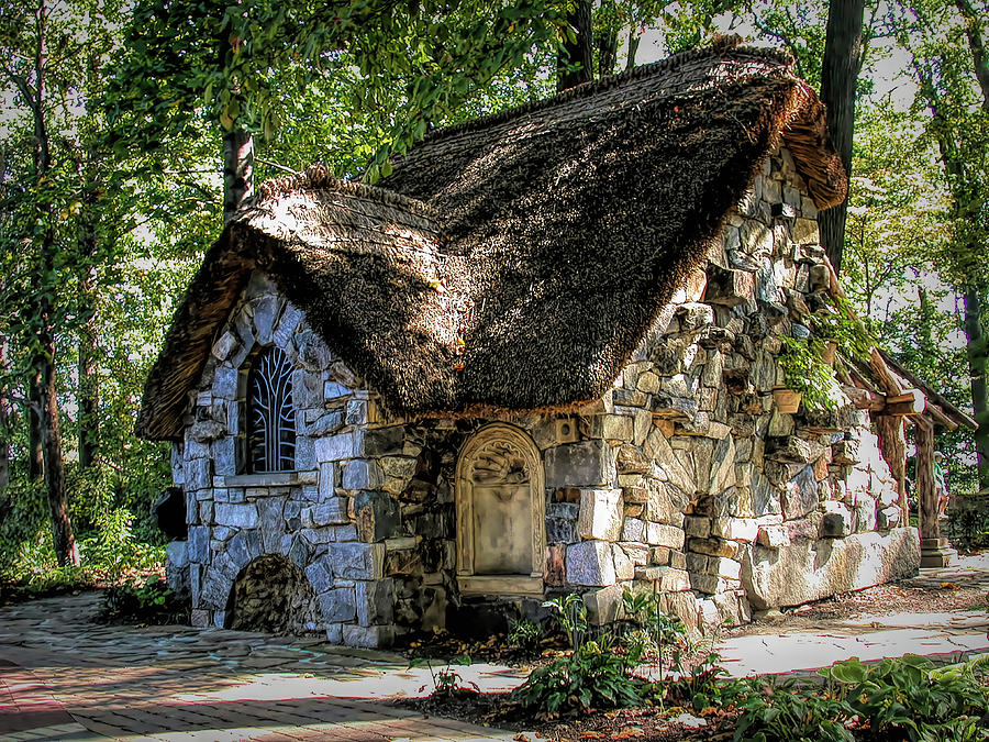 Enchanted Cottage Photograph by Paul Coco