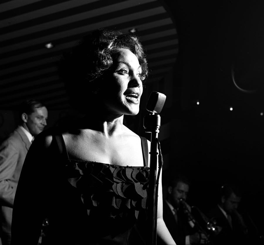 England. 1960. Jazz Singer Cleo Laine Photograph by Popperfoto