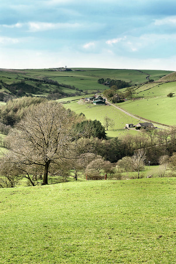 English Peak District Landscape Photograph by Ilbusca