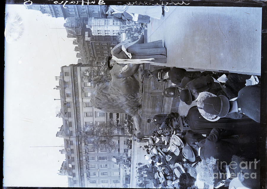 English Suffragist Speaking In London Photograph by Bettmann
